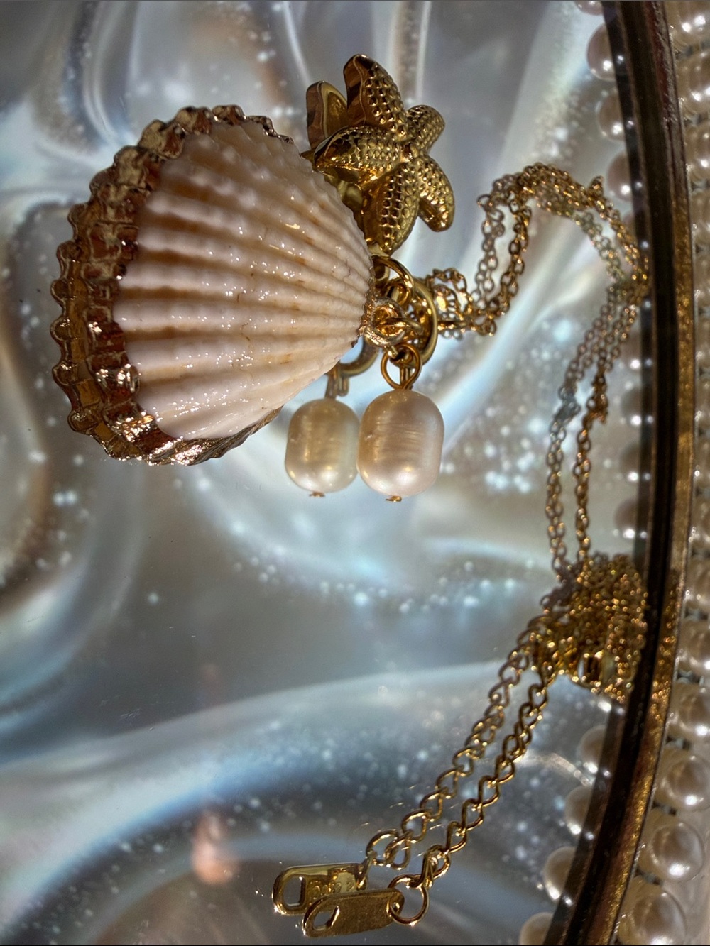 Gold Shell and Pearl Drop Necklace - Elegant Beach-Inspired Jewelry
